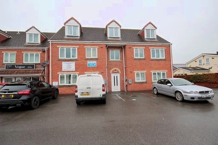 2 Bedroom Flat To Rent In Hut Green, Eggborough, Goole DN14