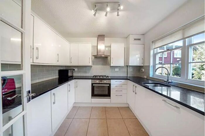4 Bedroom Property To Rent In Langham Place, London, W4