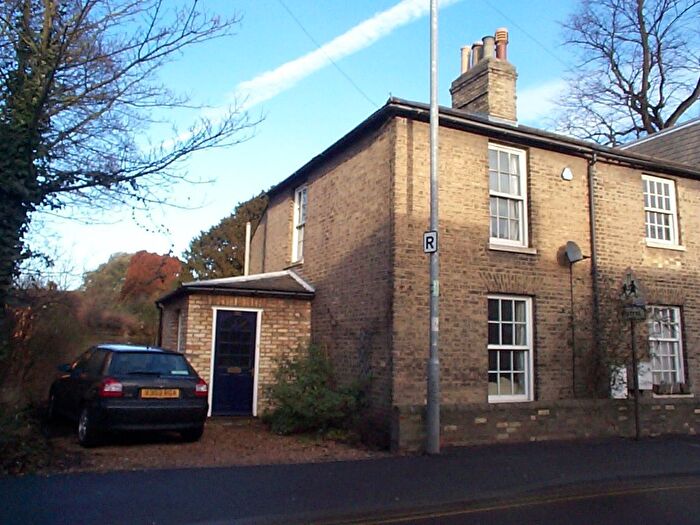 2 Bedroom End Of Terrace House To Rent In Victoria Road, Cambridge, Cambridgeshire, CB4