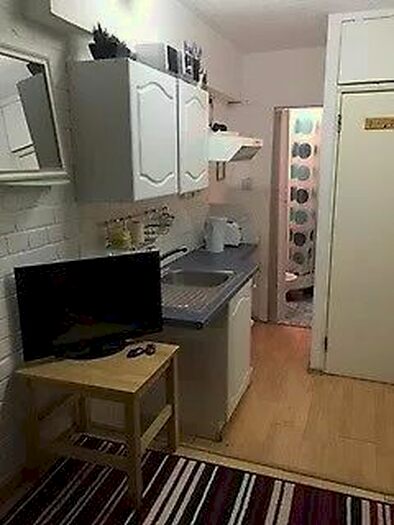 Studio To Rent In Sheldrick Close, Wimbledon SW19