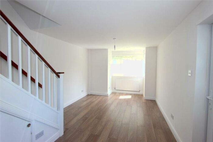 1 Bedroom Semi-Detached House To Rent In Hathaway Close, Ruislip, HA4