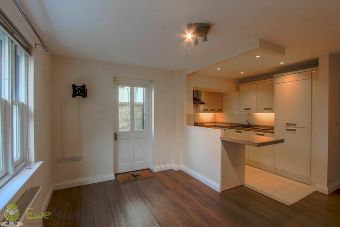 2 Bedroom Flat To Rent In St. Phillips Street, Cheltenham GL50