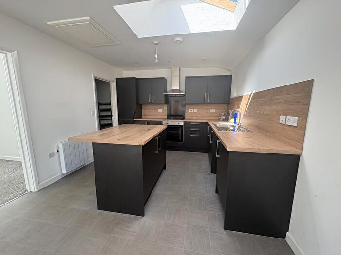 2 Bedroom House To Rent In Robingoodfellows Lane, March, PE15