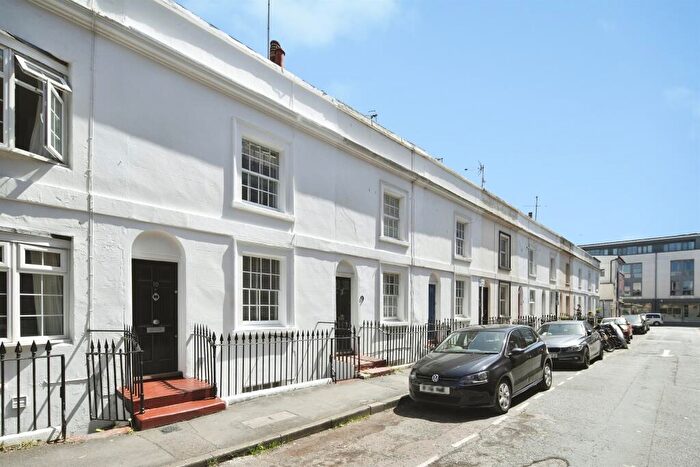 2 Bedroom Terraced House For Sale In Robert Street, Brighton, BN1