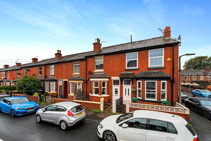 2 Bedroom Terraced House For Sale In Milton Road, Prestwich, M25
