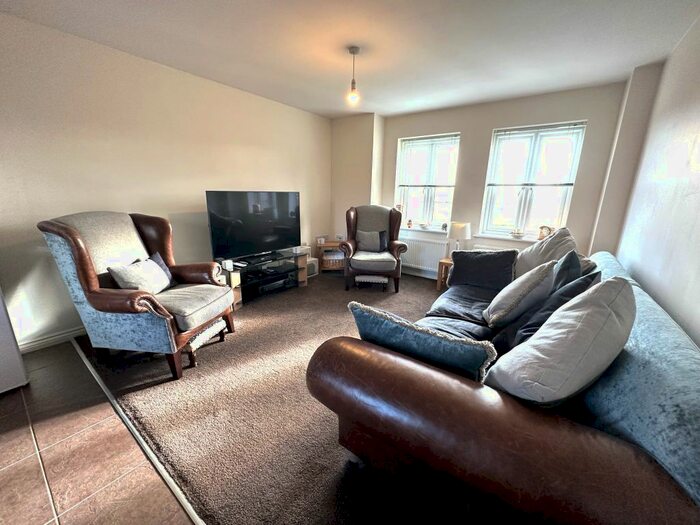 2 Bedroom Detached House For Sale In Mercury Lane, Biggleswade, SG18