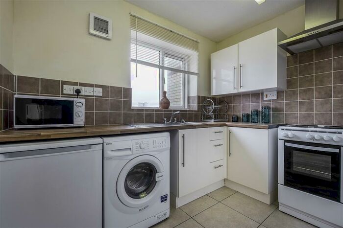 2 Bedroom Flat To Rent In Abbotsford House, Maritime Quarter, Swansea, SA1