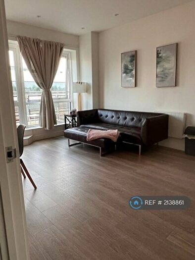 1 Bedroom Flat To Rent In Kings Reach, Reading, RG1