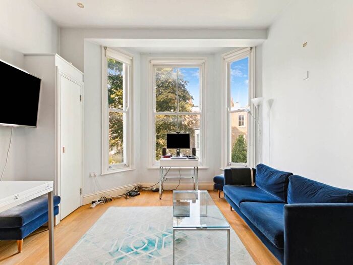 1 Bedroom Flat To Rent In Holland Road, London, W14