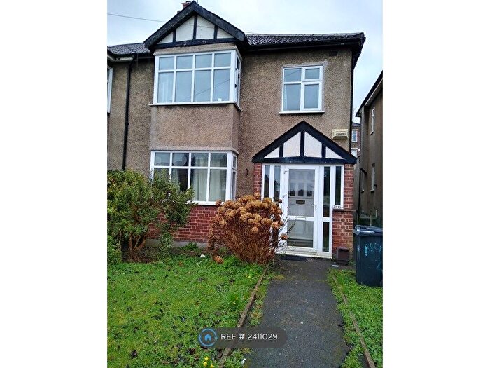5 Bedroom Semi-Detached House To Rent In Northumberland Road, Bristol, BS6