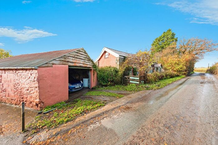 3 Bedroom Bungalow For Sale In Heol Smyrna, Llangain, Carmarthen, Carmarthenshire, SA33