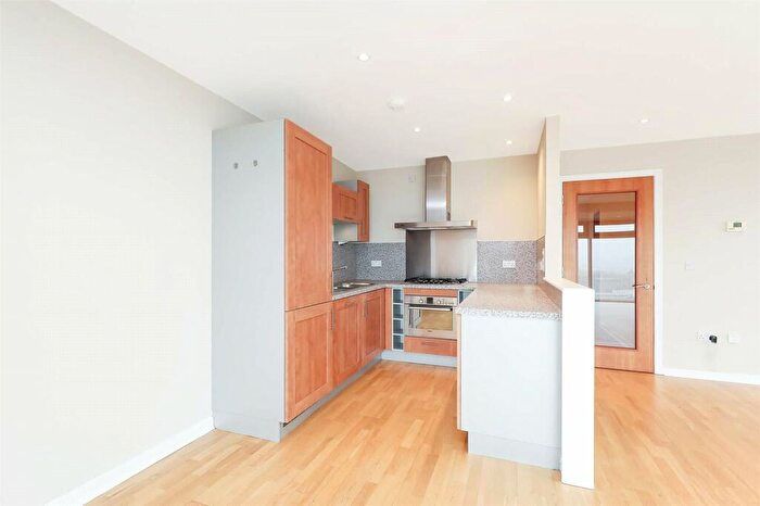 2 Bedroom Flat For Sale In Meadowside Quay Square, Glasgow Harbour, Glasgow, G11