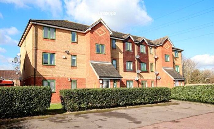 1 Bedroom Flat For Sale In Flat Joyce Green House, Dartford, Kent, DA1