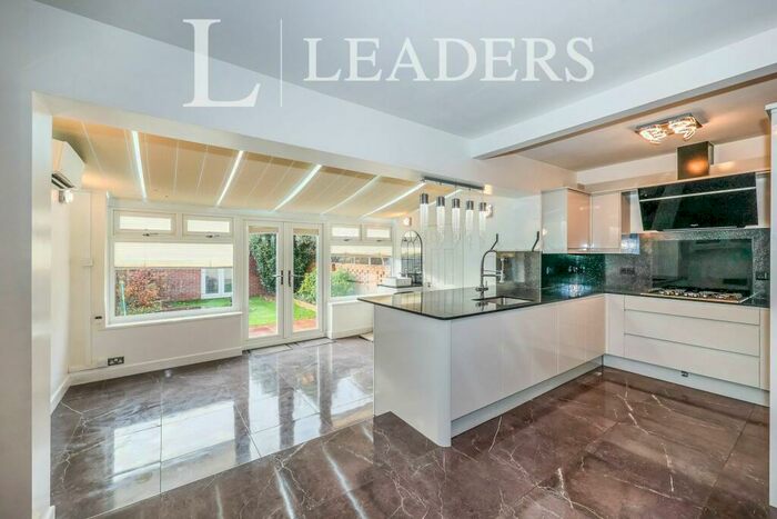 4 Bedroom Terraced House To Rent In Stride Avenue, PO3