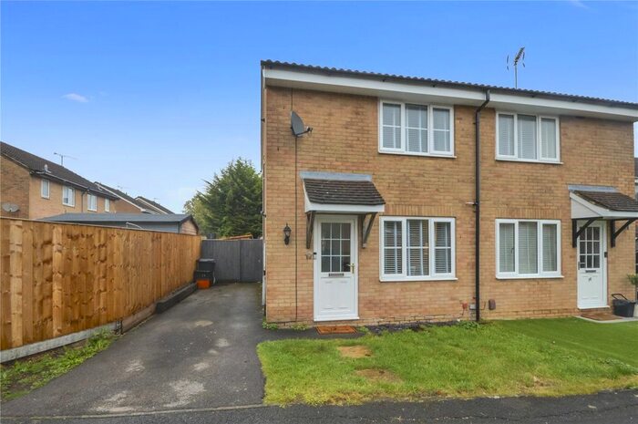 2 Bedroom Semi-Detached House For Sale In Lineacre Close, Grange Park, Swindon, Wiltshire, SN5