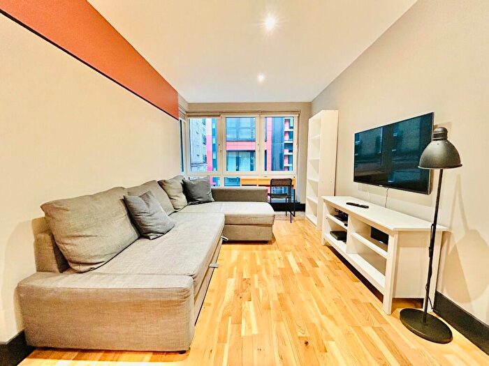 1 Bedroom Flat To Rent In High Timber Street, London, EC4V