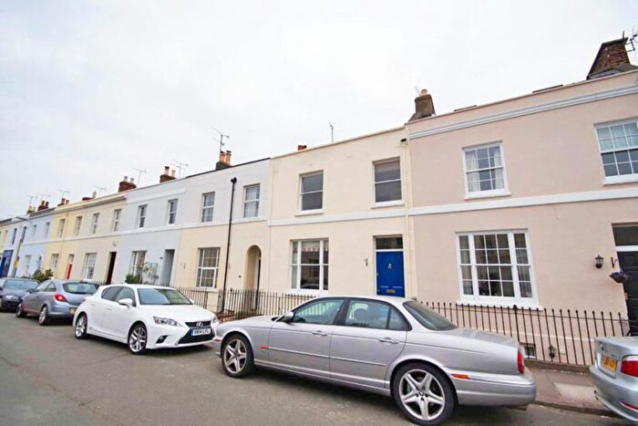 3 Bedroom House To Rent In Tivoli, GL50