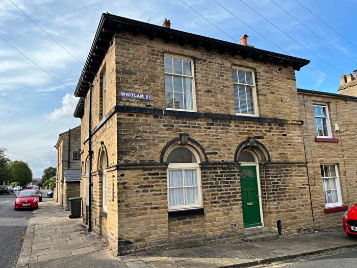 2 Bedroom End Of Terrace House For Sale In Whitlam Street, Saltaire, BD18