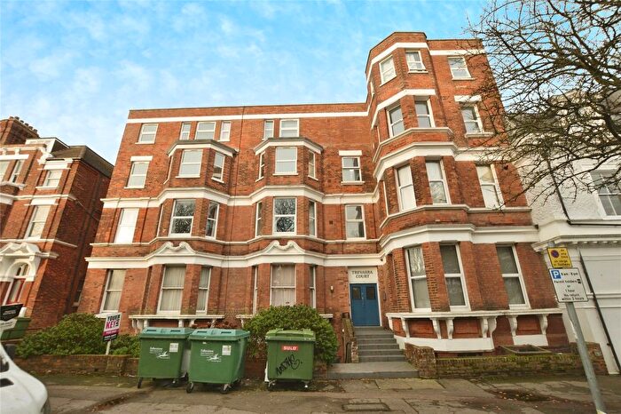 2 Bedroom Flat For Sale In Bouverie Road West, Folkestone, Kent, CT20