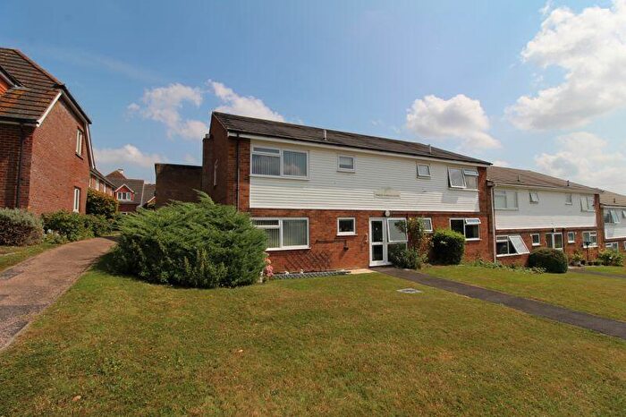 1 Bedroom Retirement Property For Sale In Prince Charles Avenue, South Darenth, DA4