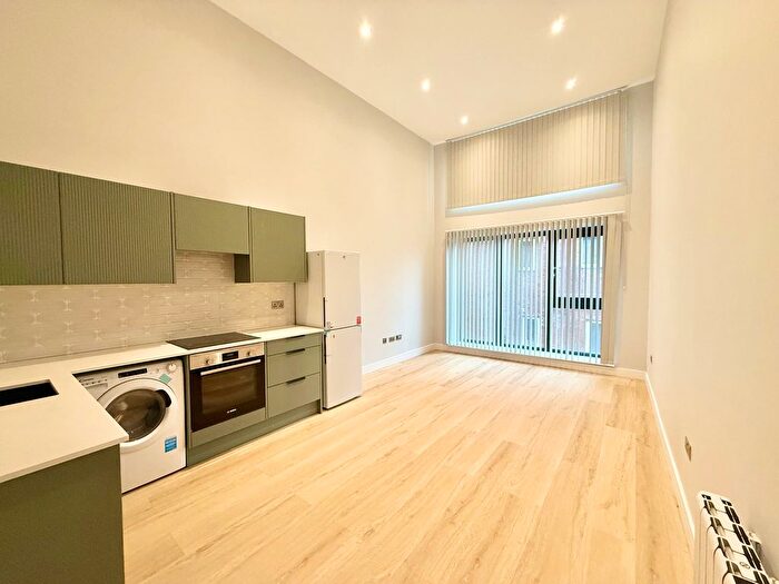 1 Bedroom Flat To Rent In London Road, Waterlooville, PO7