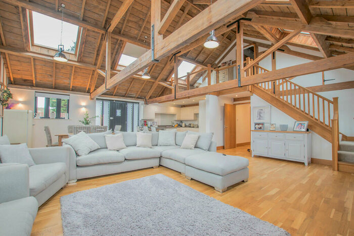 4 Bedroom Barn Conversion To Rent In Hailey Lane, Hertford Heath, SG13