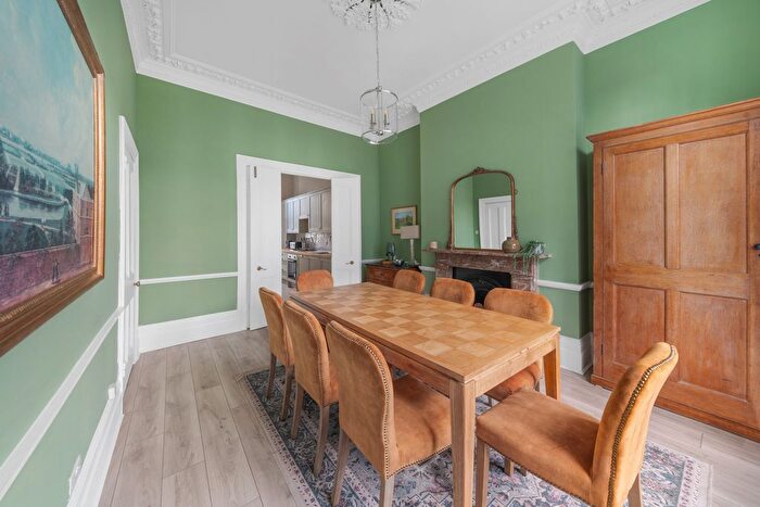 4 Bedroom Detached House To Rent In Lillie Road, London, SW6