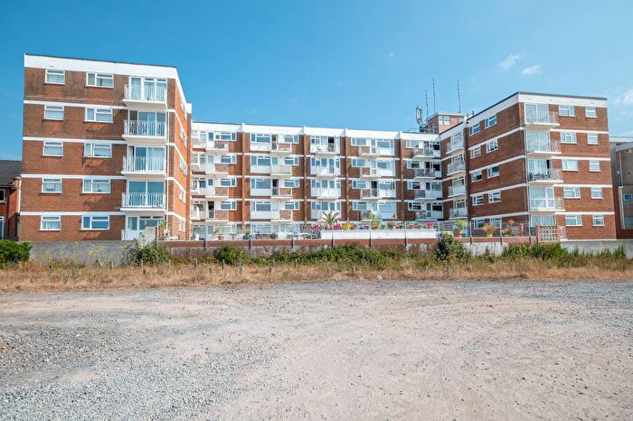 2 Bedroom Flat For Sale In Sea Front, Hayling Island, PO11