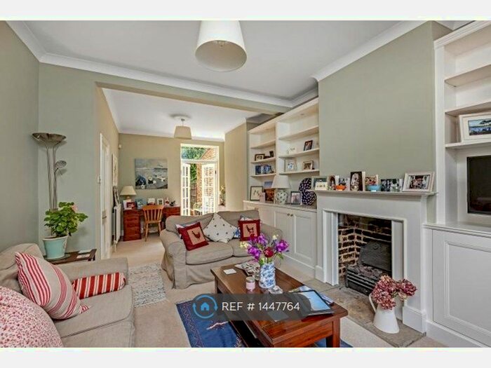 4 Bedroom Terraced House To Rent In Burnthwaite Road, London, SW6