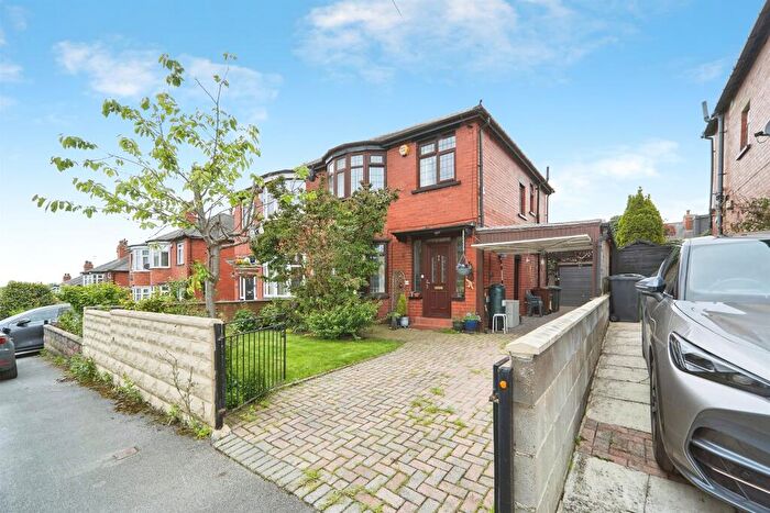3 Bedroom Semi Detached House For Sale In Montagu Gardens, Leeds, LS8
