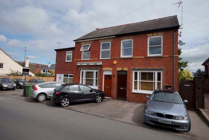 2 Bedroom Flat To Rent In Charlton Kings, GL53