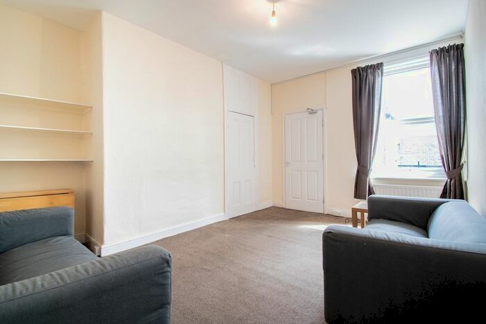 4 Bedroom Flat To Rent In Greystoke Avenue, Sandyford, Newcastle Upon Tyne NE2