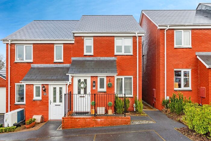 2 Bedroom Semi-Detached House For Sale In Roedeer Close, Newton Abbot, TQ12