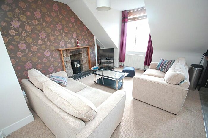 2 Bedroom Flat To Rent In North Deeside Road, Peterculter, Aberdeen, Aberdeenshire, AB14