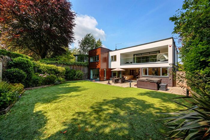 5 Bedroom Detached House For Sale In Savage Lane, Dore, Sheffield, S17