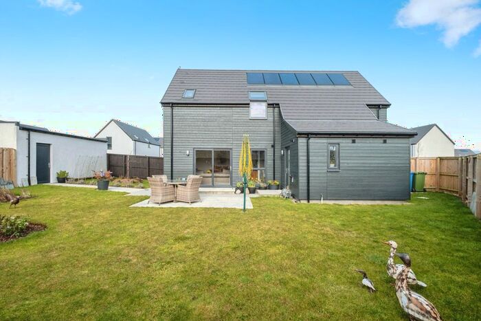 4 Bedroom Detached House For Sale In Campbell Court, Croy, Inverness, IV2