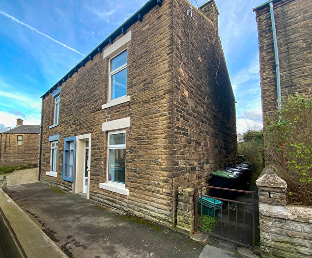 2 Bedroom Semi Detached House To Rent In Princess Street, Glossop, SK13