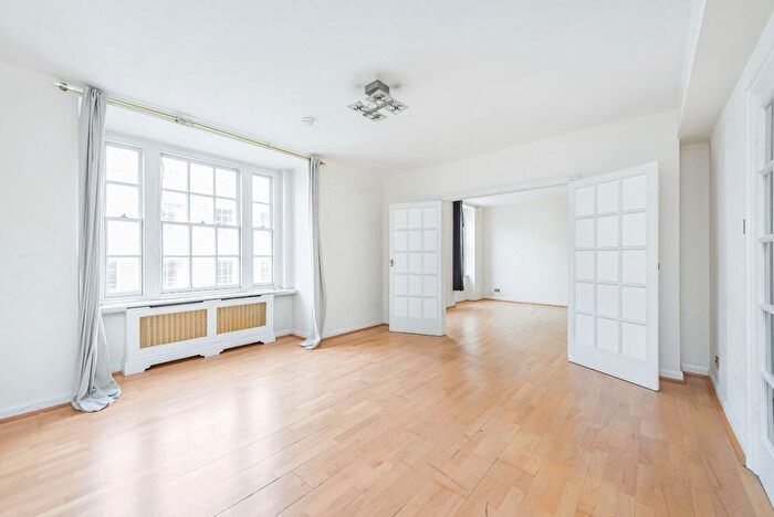 3 Bedroom Flat To Rent In Crawford Street, London, W1H