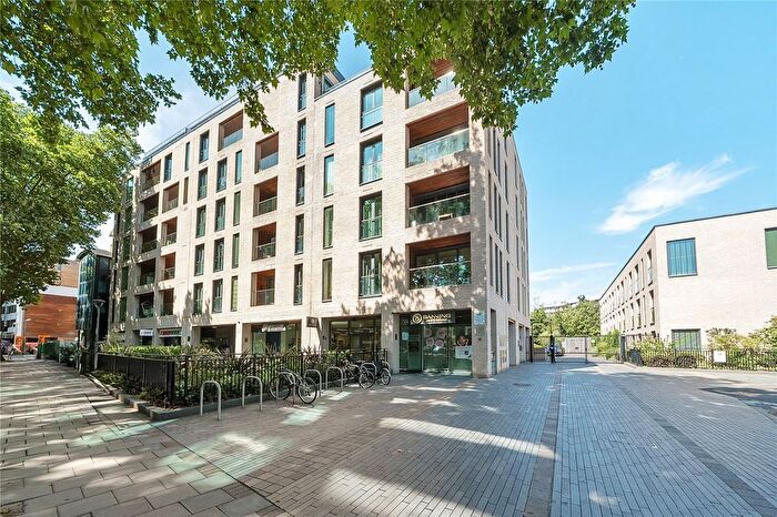 1 Bedroom Flat For Sale In Chiswick High Road, London, W4