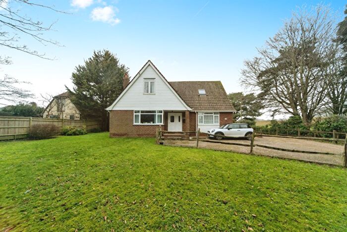 5 Bedroom Bungalow For Sale In Cookstown Close, Ninfield, Battle, TN33