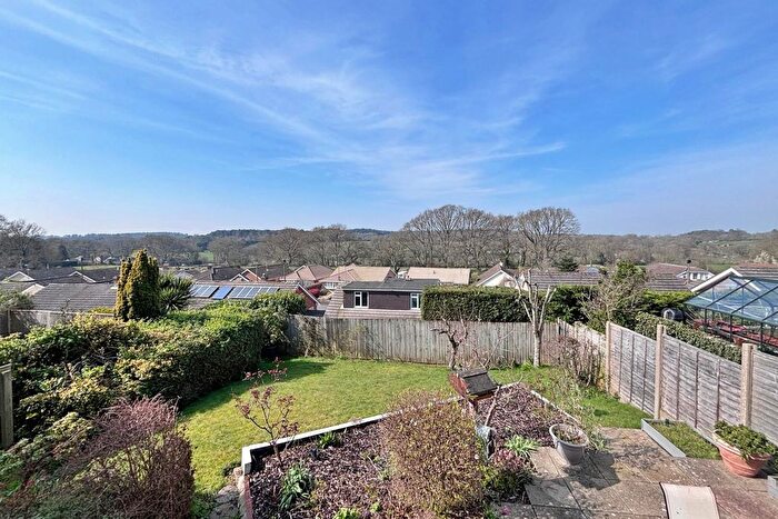 4 Bedroom Detached House For Sale In Hillside Road, Corfe Mullen, Wimborne, BH21