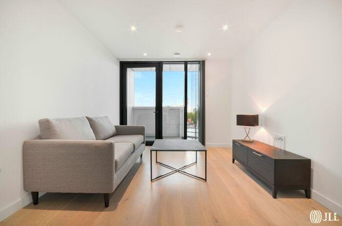 1 Bedroom Apartment To Rent In Carriage House, London, N4