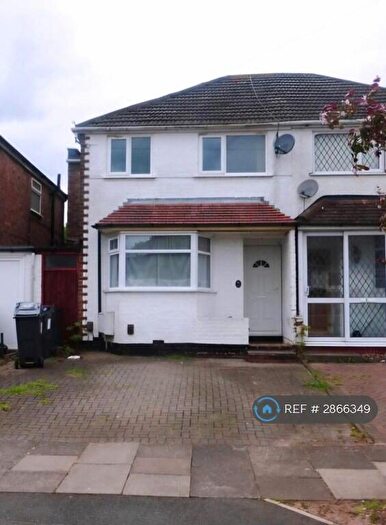 3 Bedroom Semi Detached House To Rent In Cavandale Avenue, Birmingham, B44