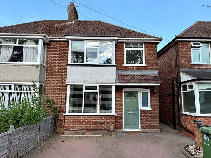3 Bedroom Semi-Detached House To Rent In Tachbrook Road, Leamington Spa, CV31