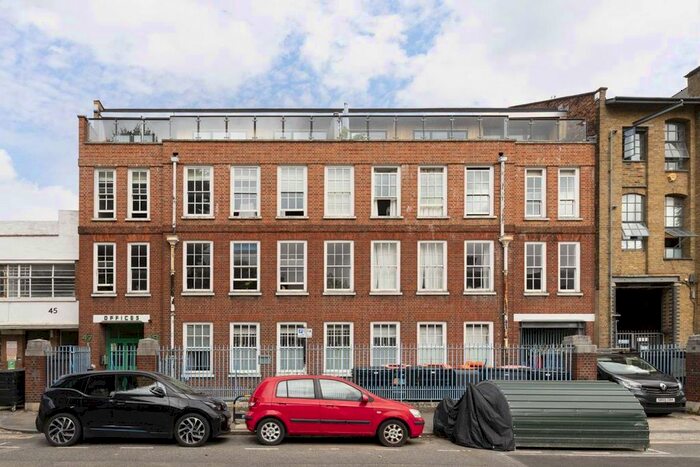 2 Bedroom Flat To Rent In Tudor Road, London, E9