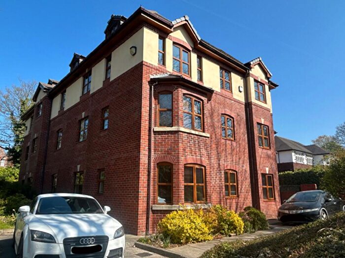 2 Bedroom Apartment To Rent In Victoria Road, Eccles, M30