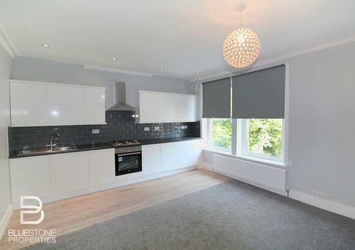 2 Bedroom Flat To Rent In Melbourne Road, Wallington, SM6