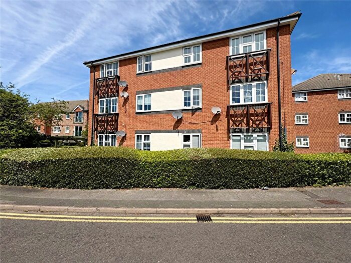 1 Bedroom Flat For Sale In Dudley Close, Chafford Hundred, Grays, Essex, RM16