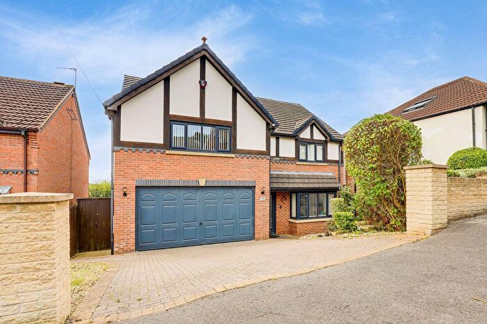 4 Bedroom Detached House For Sale In Catterley Hill Road, Nottingham, NG3