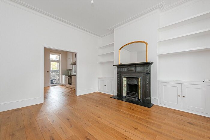 2 Bedroom Flat To Rent In Lushington Road, London, NW10